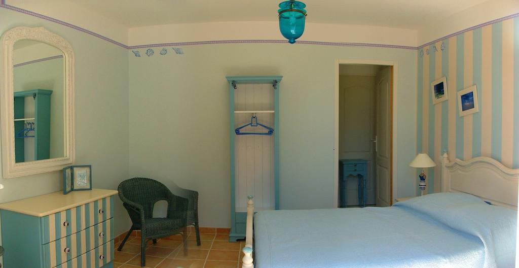 Mas De Courreges Hotel Saint-Hippolyte-du-Fort Bilik gambar